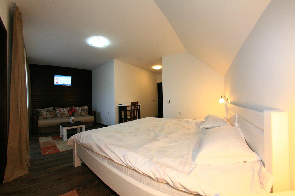 Pensiunea Casa Elvira Vama  Phòng bức ảnh