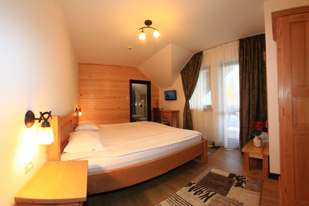 Pensiunea Casa Elvira Vama  Phòng bức ảnh
