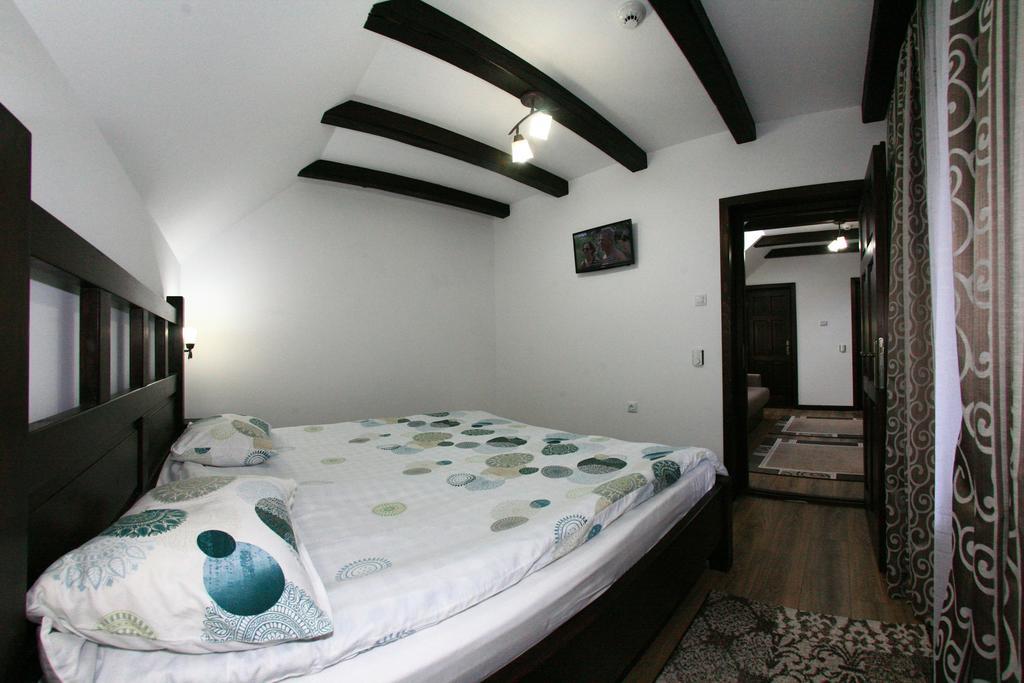 Pensiunea Casa Elvira Vama  Phòng bức ảnh