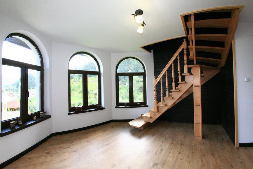 Pensiunea Casa Elvira Vama  Ngoại thất bức ảnh