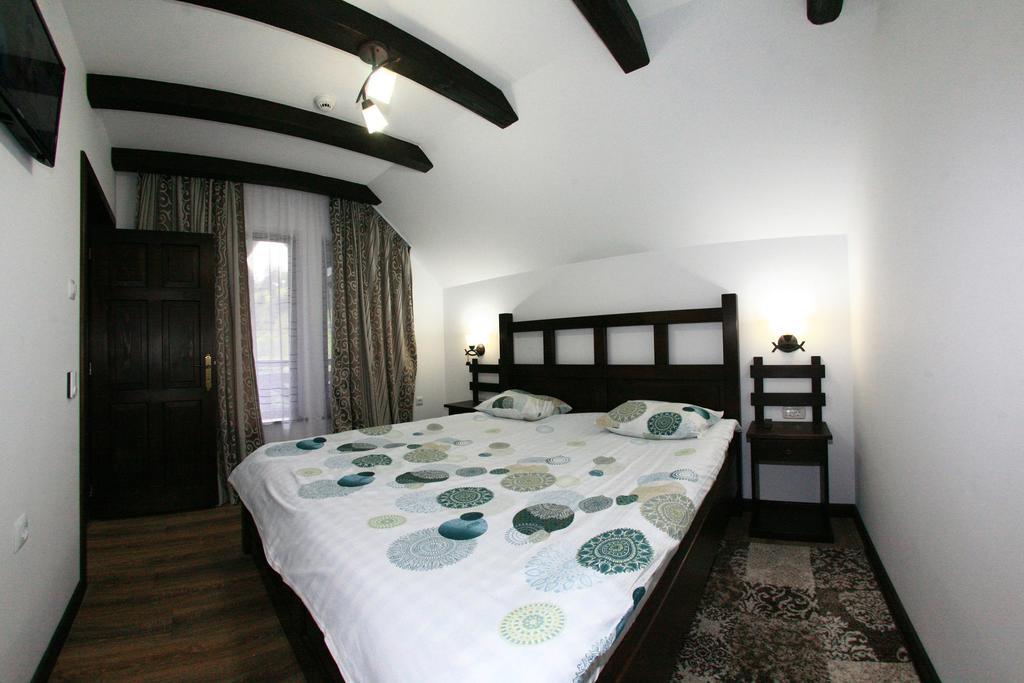 Pensiunea Casa Elvira Vama  Ngoại thất bức ảnh