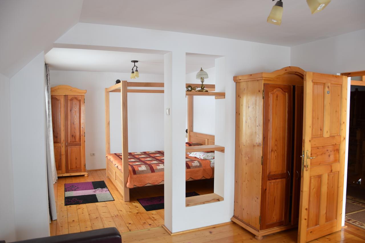 Pensiunea Casa Elvira Vama  Ngoại thất bức ảnh